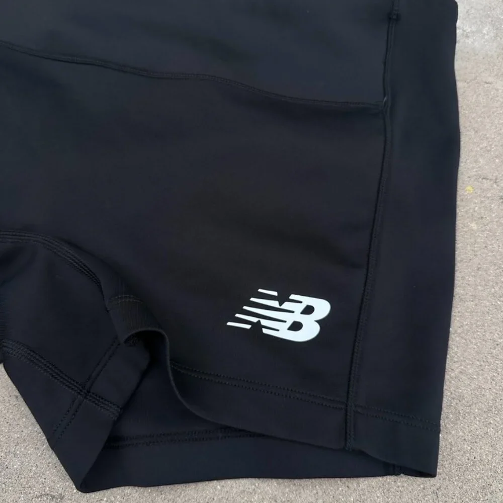New Balance Boyshort 2.0 Mini Womens Athletic Running - M - Picture 2 of 5